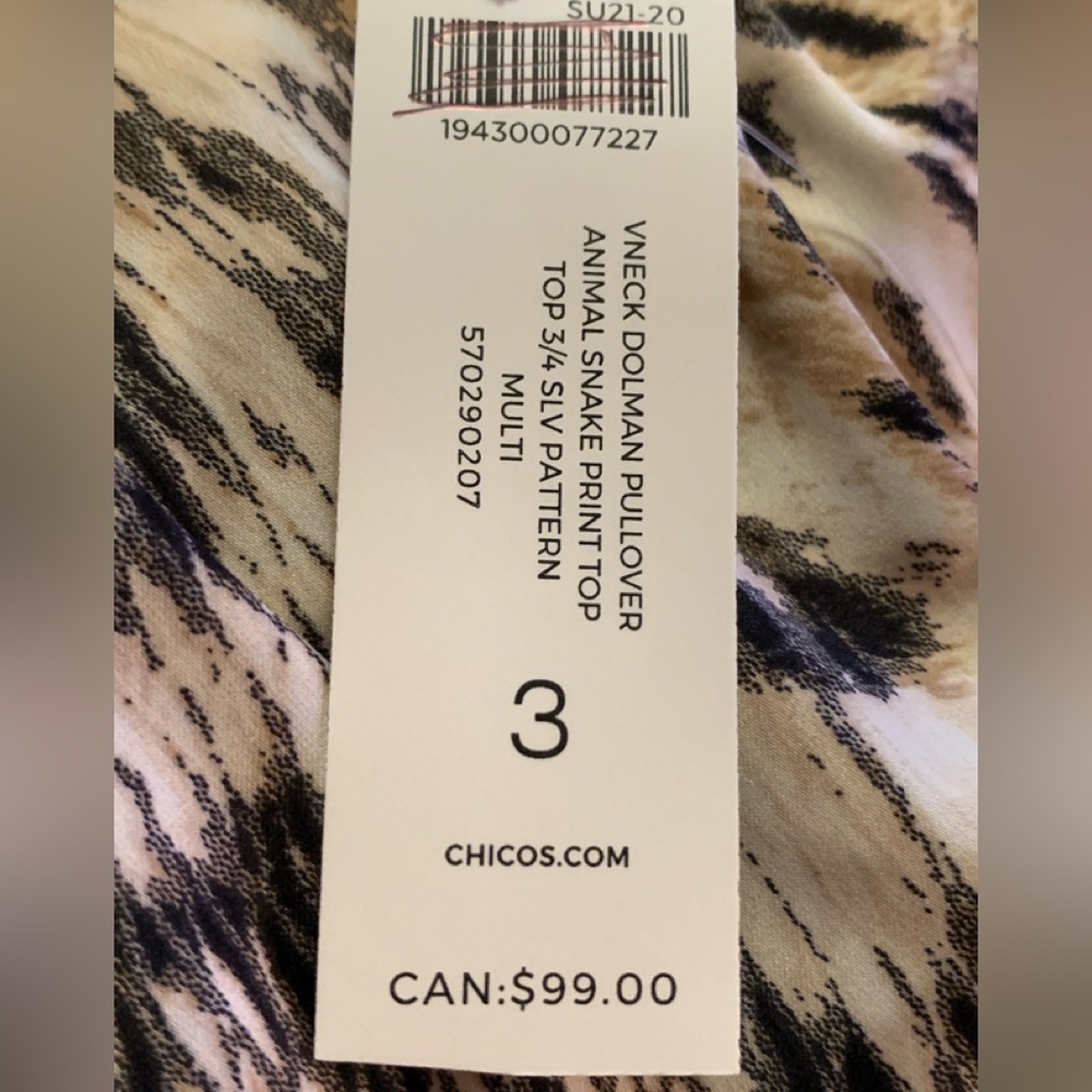 Chicos Brand new with tags v neck Dolman sleeve Animal /Snake 3  XL $99.00 silky - Picture 3 of 7